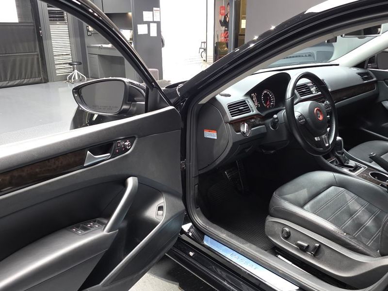 2015 Volkswagen Passat 1.8 TSI B7 photo 10