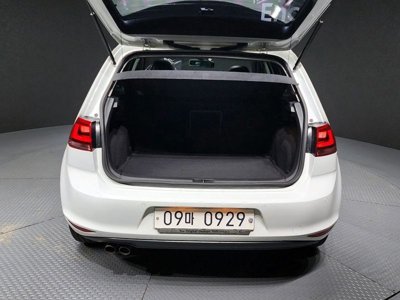2016 Volkswagen Golf 2.0 TDI Premium photo 20