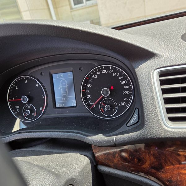 2012 Volkswagen Passat 2.0 TDI B7 photo 9