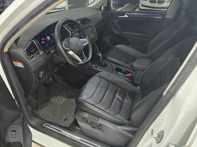 2022 Volkswagen Tiguan 2.0 TDI Premium photo 13