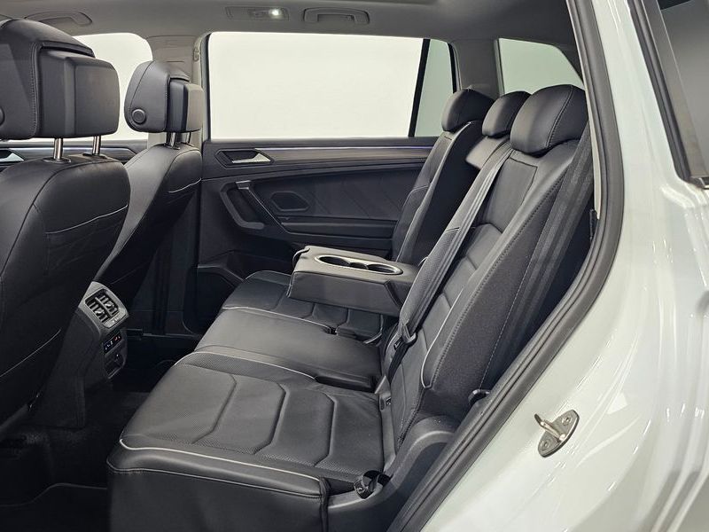 2023 Volkswagen Tiguan 2.0 TSI Prestige photo 12