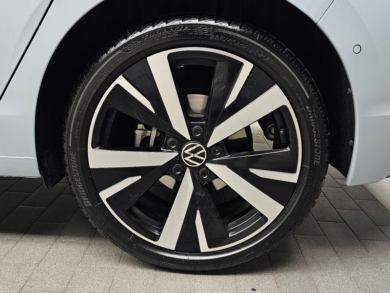 2025 Volkswagen Golf 2.0 TDI Prestige photo 21
