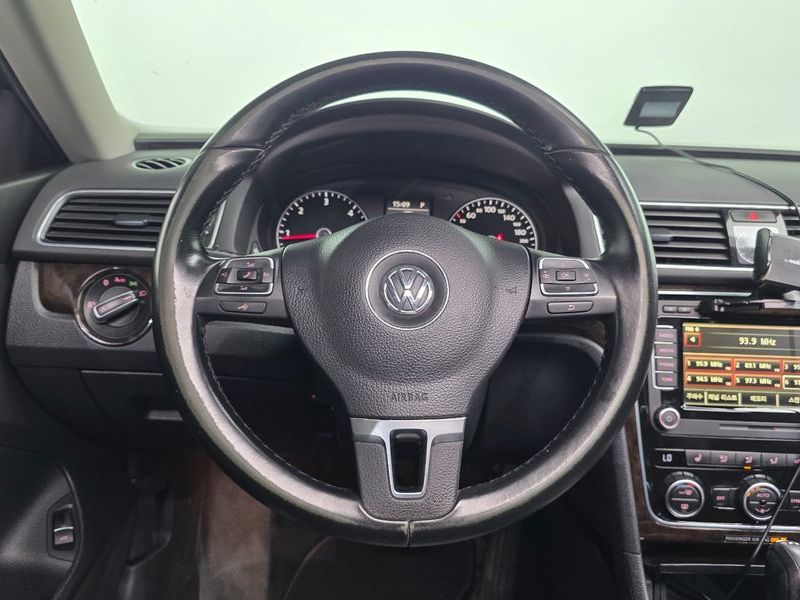 2014 Volkswagen Passat 2.0 TDI B7 photo 12