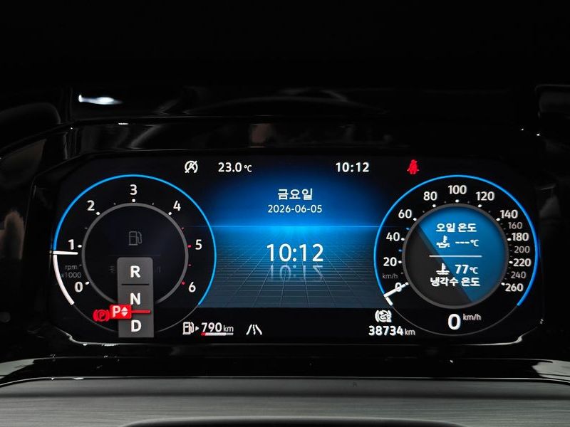 2024 Volkswagen Golf 2.0 TDI Prestige photo 8