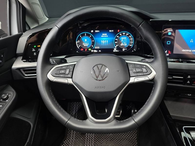 2024 Volkswagen Golf 2.0 TDI Prestige photo 12
