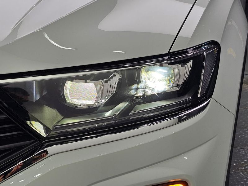 2021 Volkswagen T-Roc 2.0 TDI Prestige photo 22