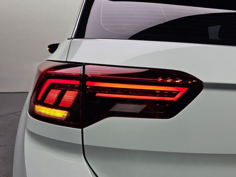 2021 Volkswagen T-Roc 2.0 TDI Prestige photo 23