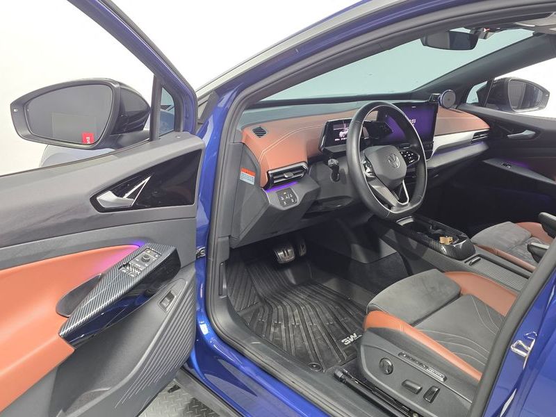 2023 Volkswagen ID.4 Pro photo 10