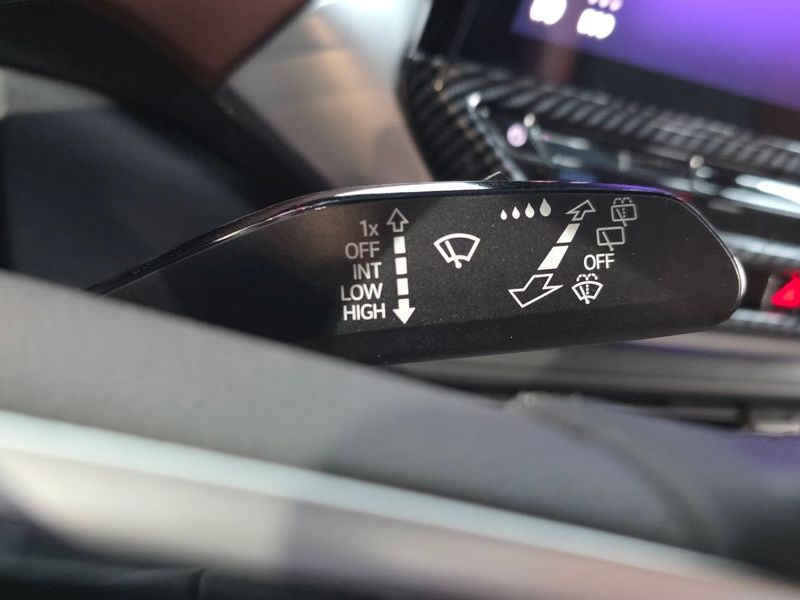 2023 Volkswagen ID.4 Pro photo 28