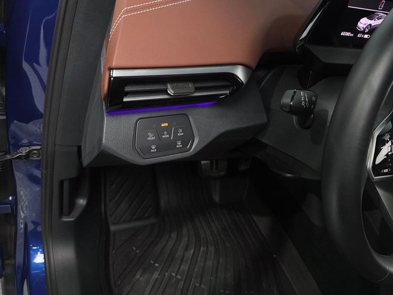 2023 Volkswagen ID.4 Pro photo 30