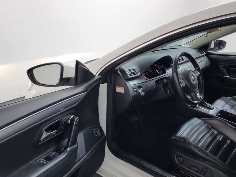 2013 Volkswagen New CC 2.0 TDI BlueMotion photo 10