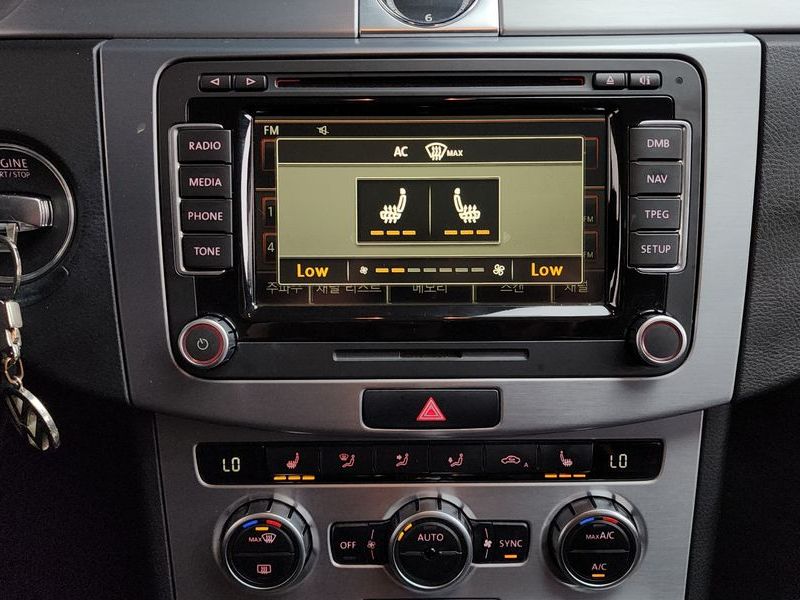 2013 Volkswagen New CC 2.0 TDI BlueMotion photo 12