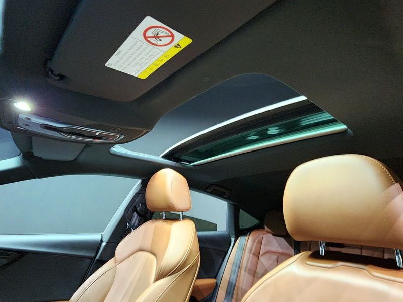 2020 Audi A5 40 TDI Quattro Premium Sportback photo 19