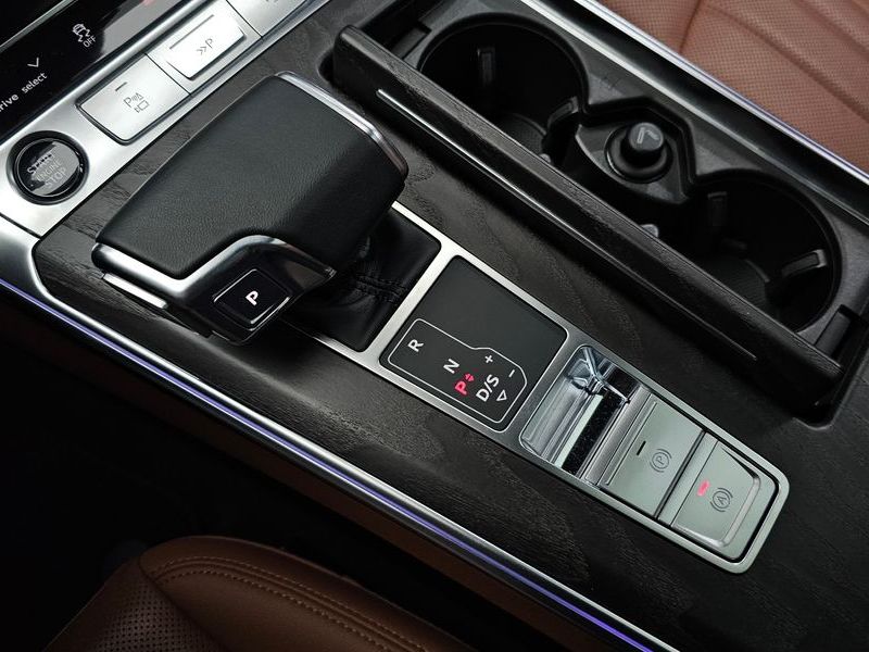 2023 Audi A6 45 TFSI Quattro Premium photo 9