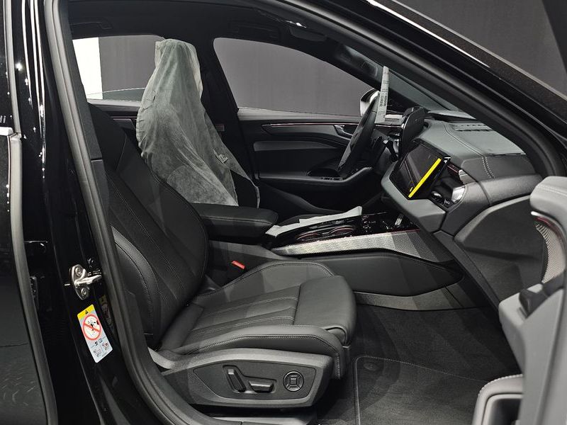 2026 Audi A6 45 TFSI Quattro S Line photo 10