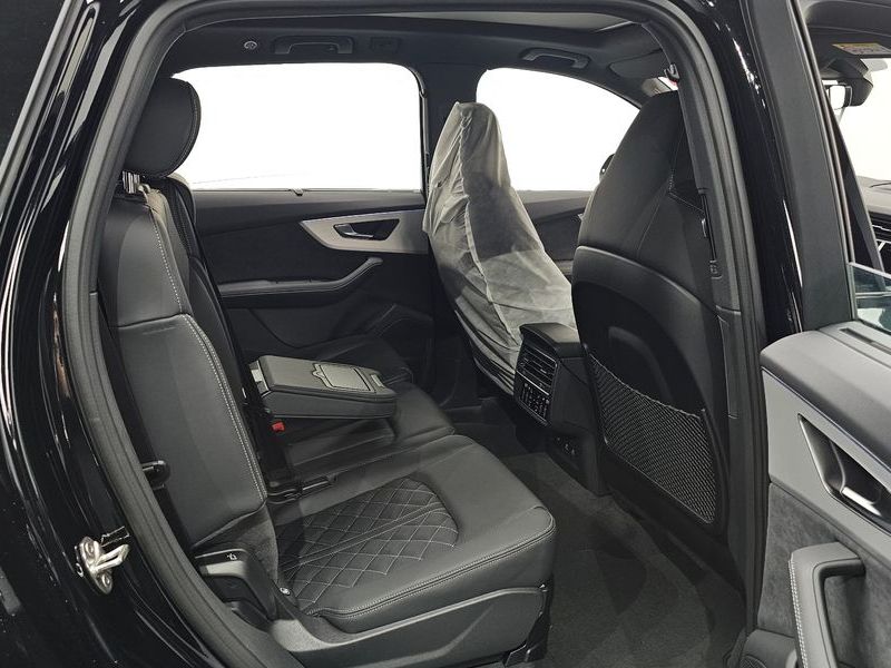2026 Audi Q7 55 TFSI Quattro Premium photo 26