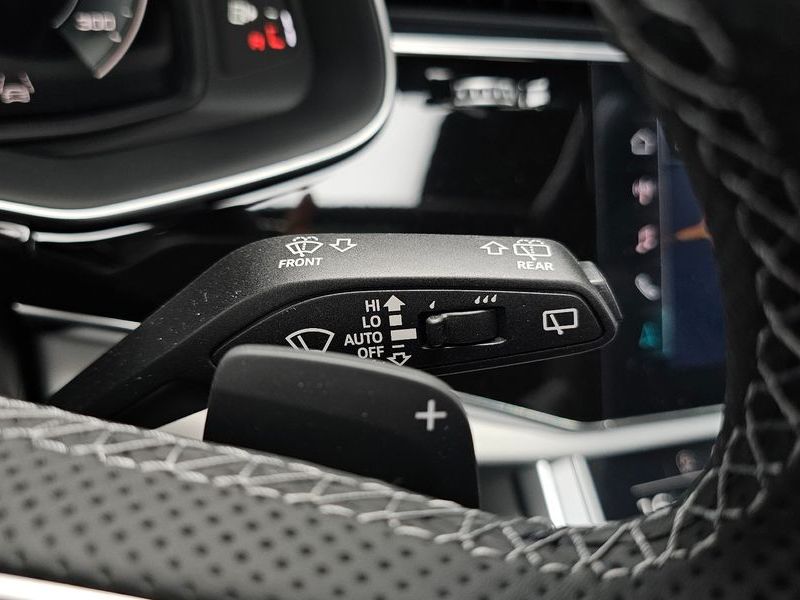 2026 Audi Q7 55 TFSI Quattro Premium photo 29
