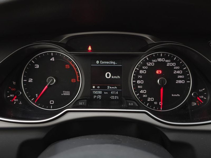 2015 Audi A4 35 TDI Quattro Dynamic B8 photo 8