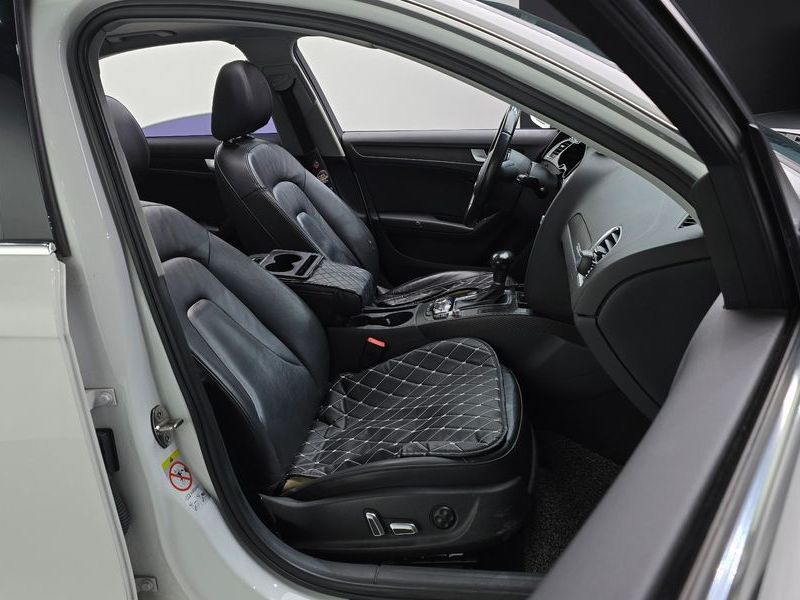 2015 Audi A4 35 TDI Quattro Dynamic B8 photo 12