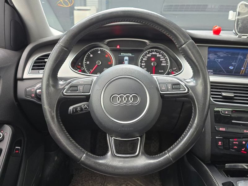 2015 Audi A4 35 TDI Quattro Dynamic B8 photo 13