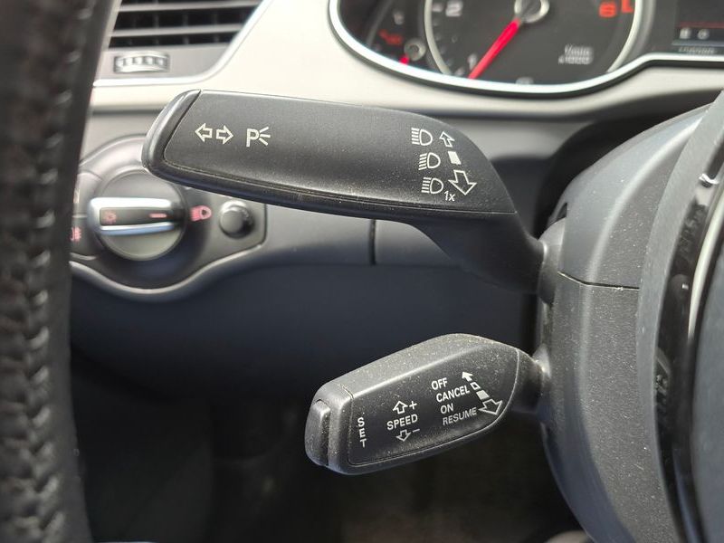 2015 Audi A4 35 TDI Quattro Dynamic B8 photo 16