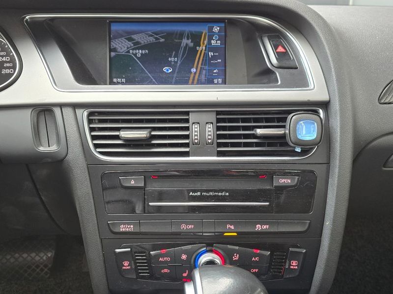 2015 Audi A4 35 TDI Quattro Dynamic B8 photo 17