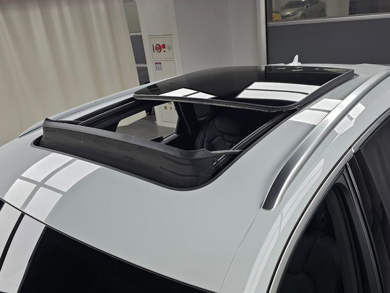 2023 Audi Q5 45 TFSI Quattro Premium photo 19