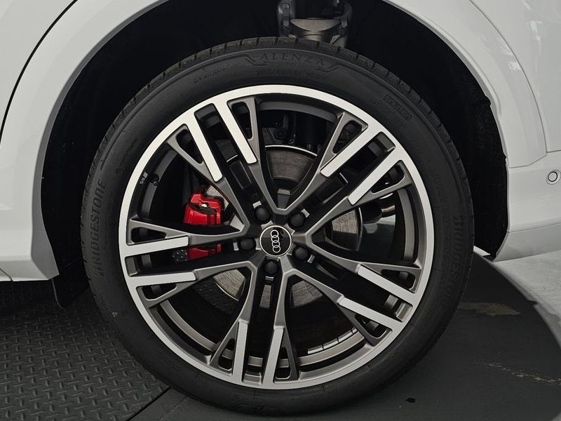 2025 Audi Q5 45 TFSI Quattro S Line Black Edition Sport Back photo 21