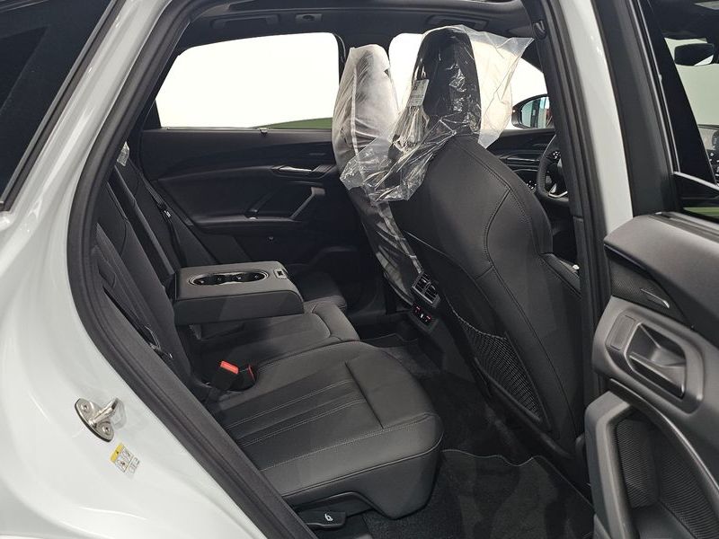 2025 Audi Q5 45 TFSI Quattro S Line Black Edition Sport Back photo 26