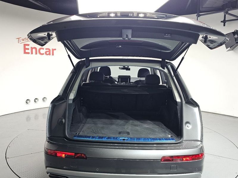 2019 Audi Q7 45 TFSI Quattro photo 20