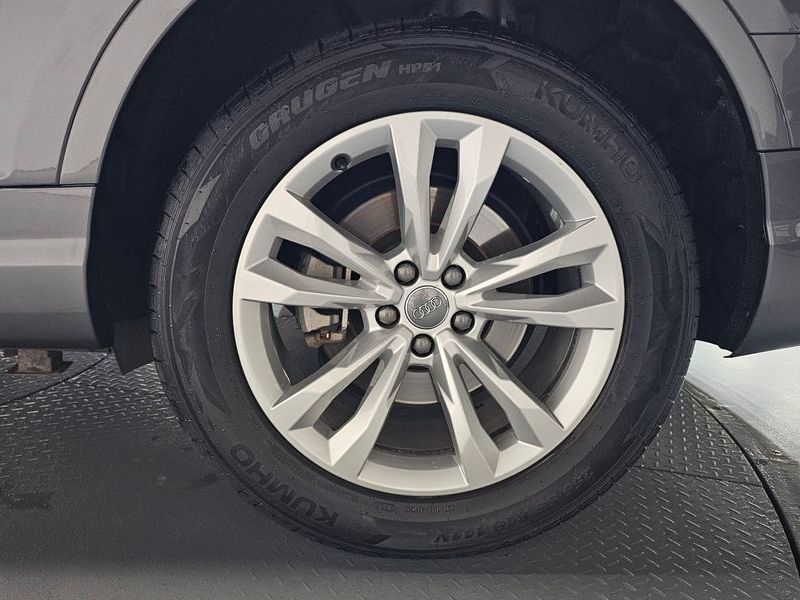 2019 Audi Q7 45 TFSI Quattro photo 21