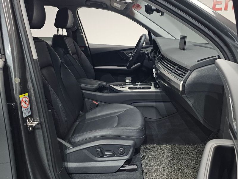 2019 Audi Q7 45 TFSI Quattro photo 26