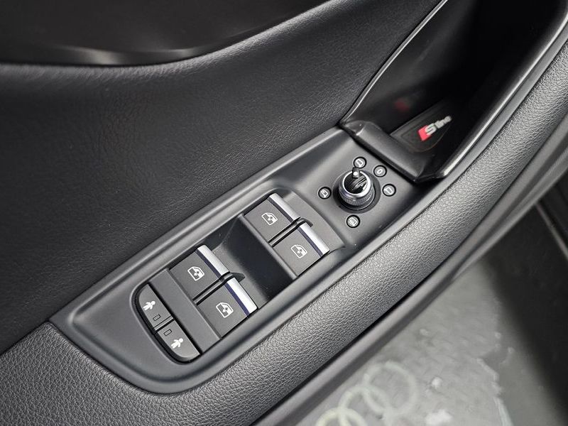 2019 Audi Q7 45 TFSI Quattro photo 28