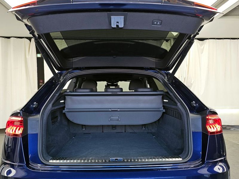 2021 Audi Q8 45 TDI Quattro Premium photo 20