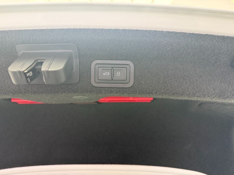 2020 Audi A6 40 TDI photo 18
