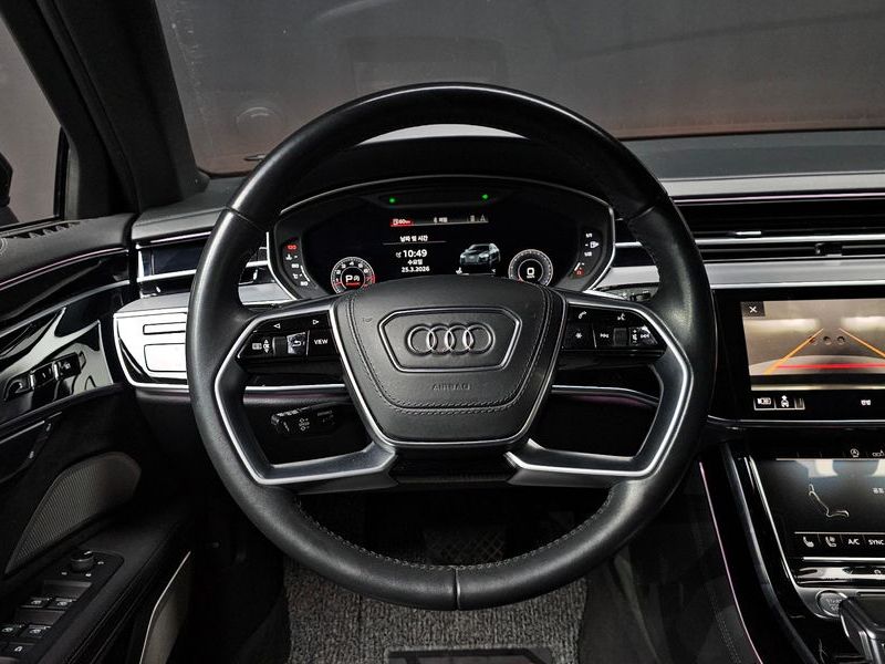 2020 Audi A8 55 TFSI Quattro LWB photo 13