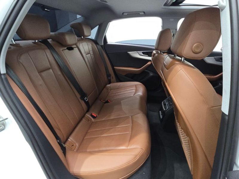 2023 Audi A4 40 TFSI photo 12