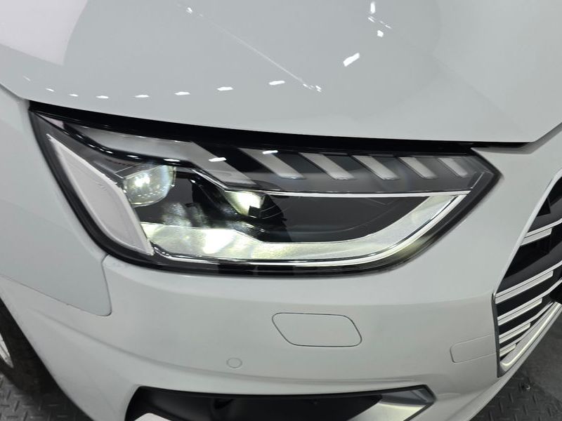 2023 Audi A4 40 TFSI photo 22