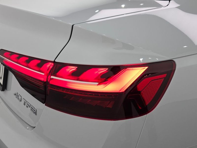 2023 Audi A4 40 TFSI photo 23