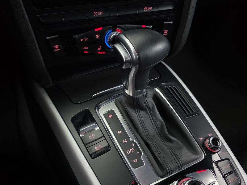 2016 Audi A4 30 TDI B8 photo 9