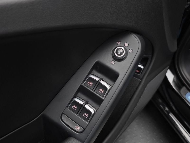 2016 Audi A4 30 TDI B8 photo 17