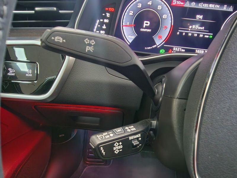 2025 Audi A6 45 TFSI Premium photo 16