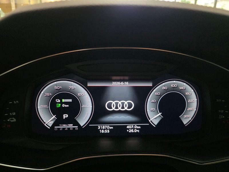 2024 Audi A7 55 TFSI e Quattro Premium photo 8