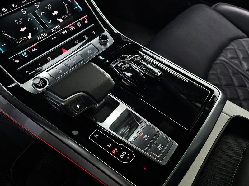 2021 Audi Q8 50 TDI Quattro Premium photo 9