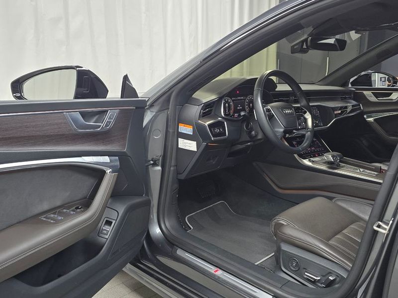 2022 Audi A7 55 TFSI Quattro Premium photo 10