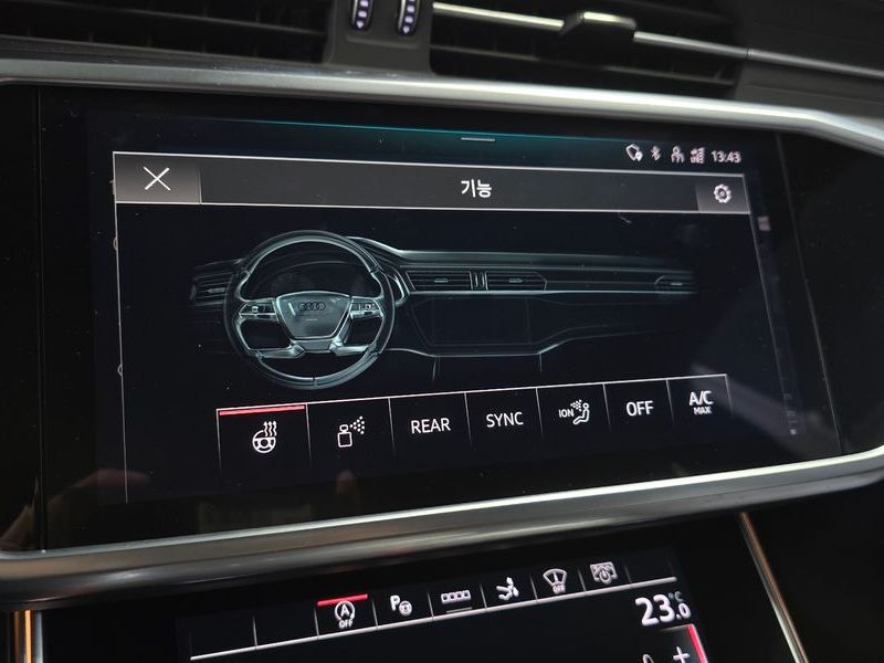 2022 Audi A7 55 TFSI Quattro Premium photo 18