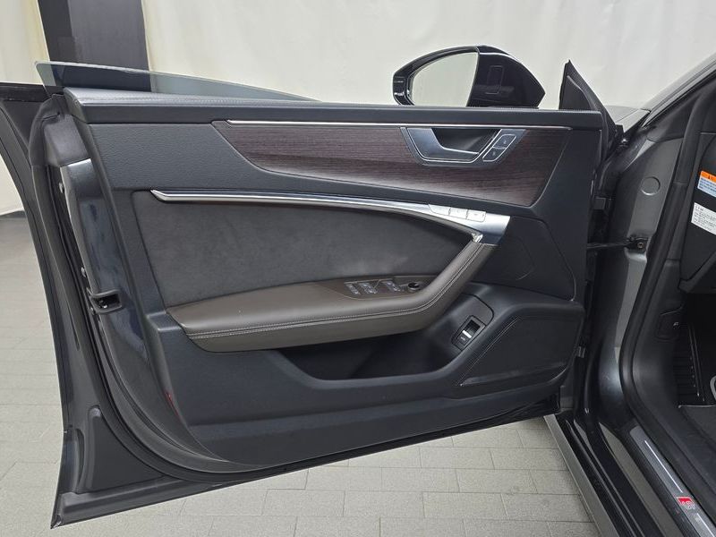 2022 Audi A7 55 TFSI Quattro Premium photo 24