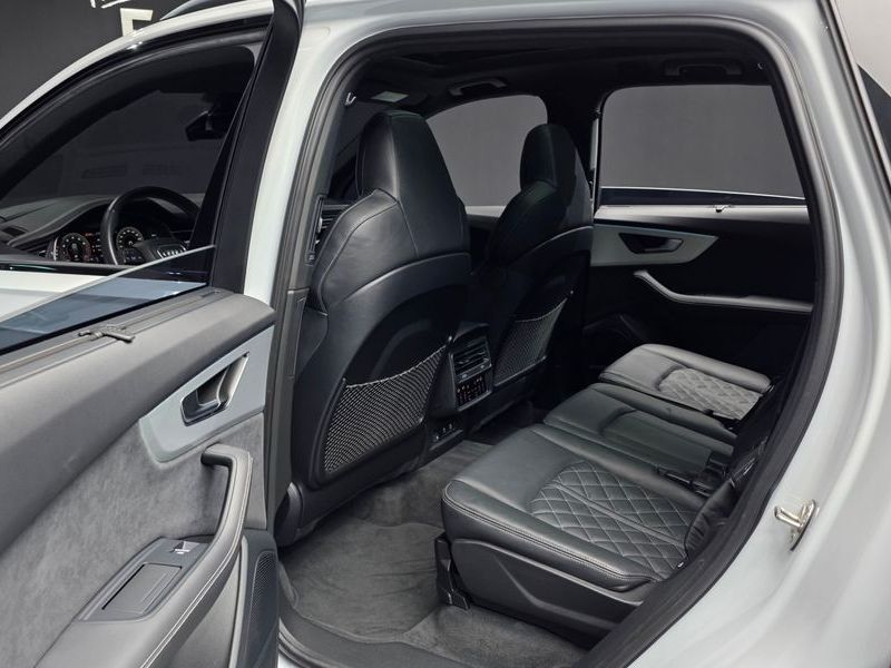 2023 Audi Q7 55 TFSI Quattro Premium photo 26