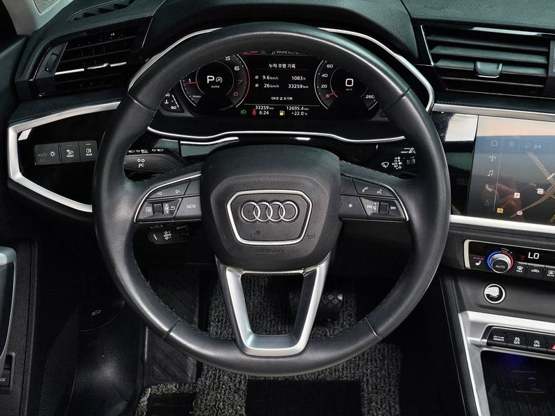 2024 Audi Q3 40 TFSI Quatrro Sport Back photo 14