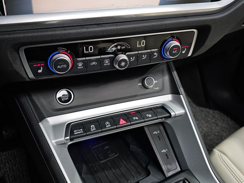 2024 Audi Q3 40 TFSI Quatrro Sport Back photo 18